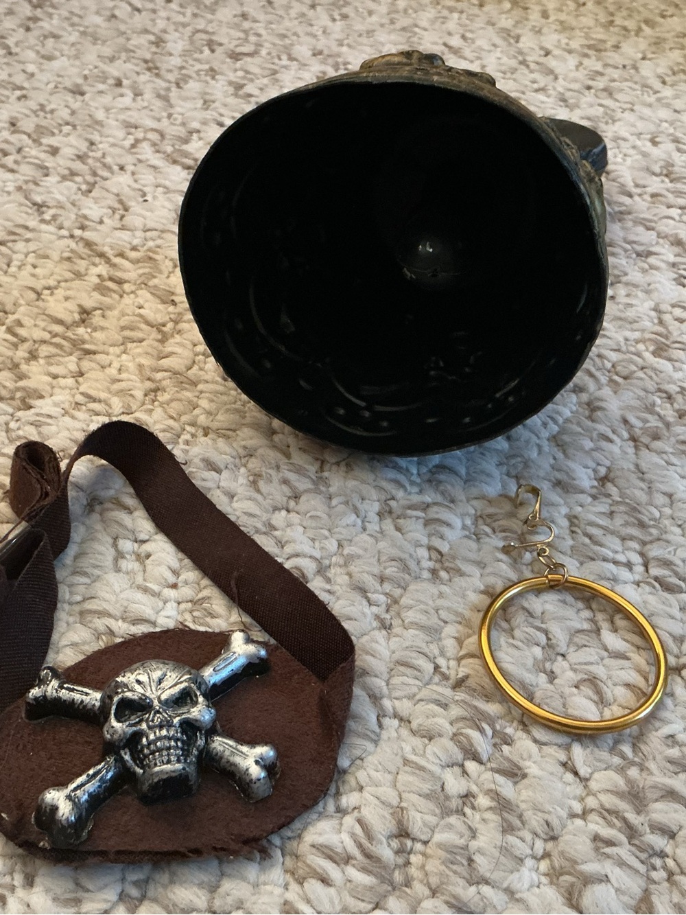 Kids Pirate Costume Accessories Set(4 pcs) - Picture 2 of 4